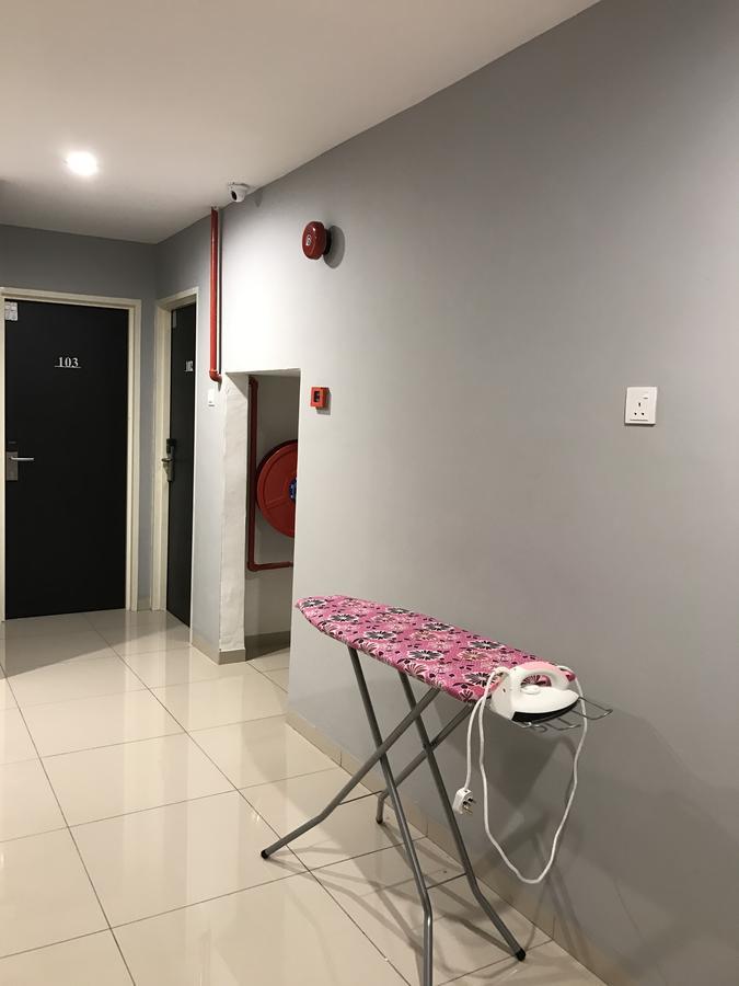 Brezza Hotel Sitiawan Exterior foto