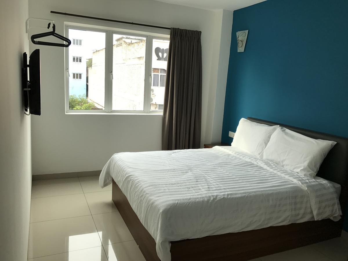 Brezza Hotel Sitiawan Exterior foto