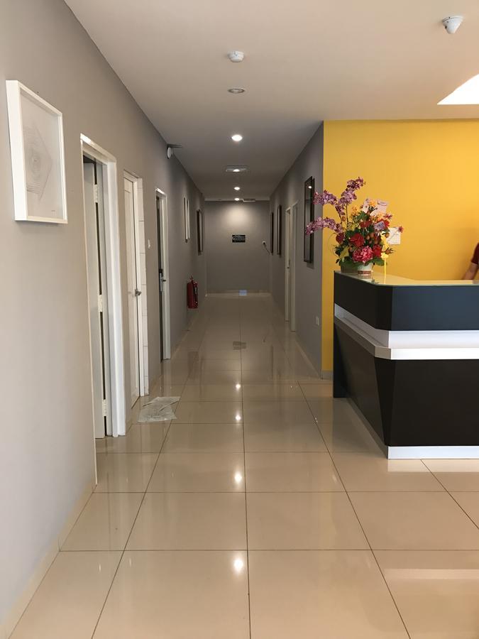 Brezza Hotel Sitiawan Exterior foto
