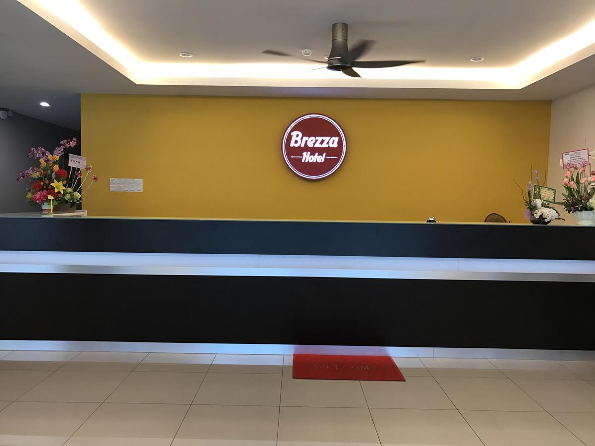 Brezza Hotel Sitiawan Exterior foto