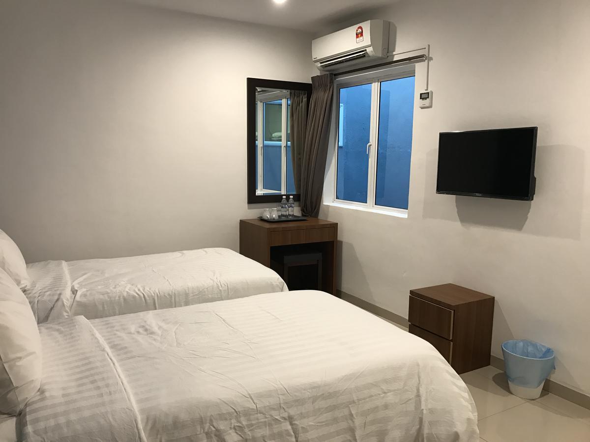 Brezza Hotel Sitiawan Exterior foto