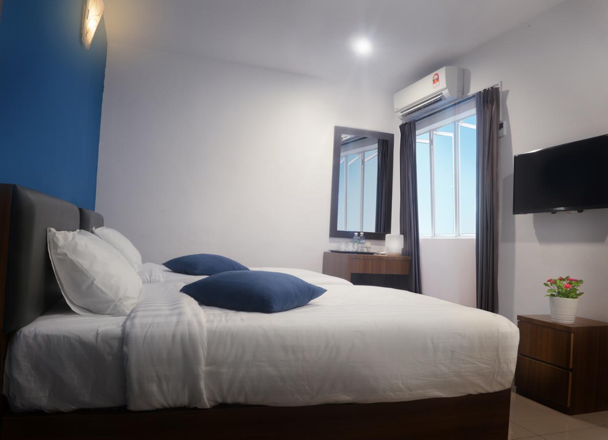 Brezza Hotel Sitiawan Exterior foto